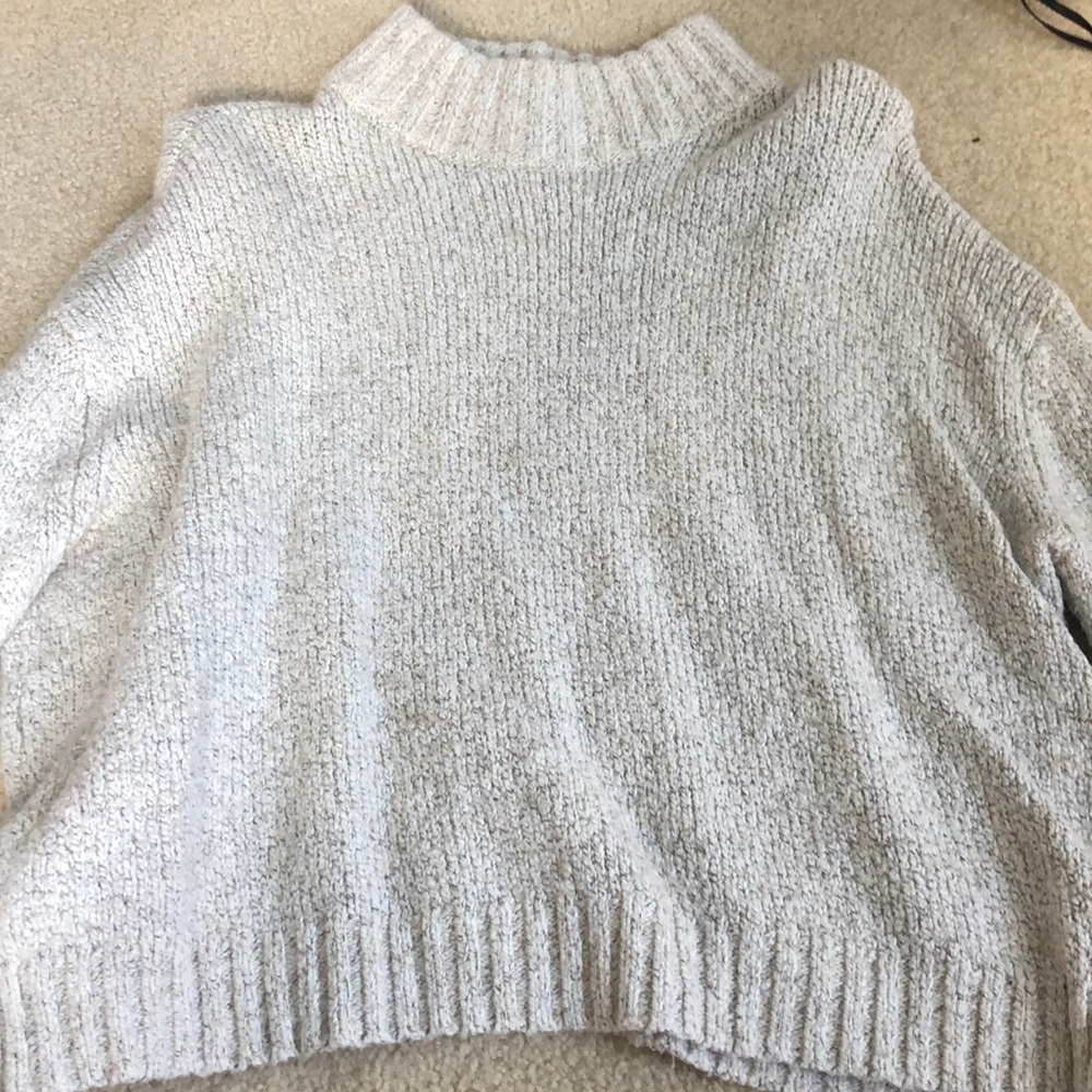 American eagle sweater